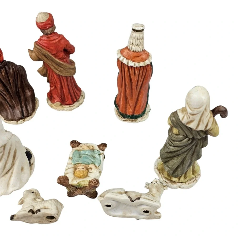 Vintage Porcelain‎ Nativity Set 8 Piece Christmas Holiday Decoration